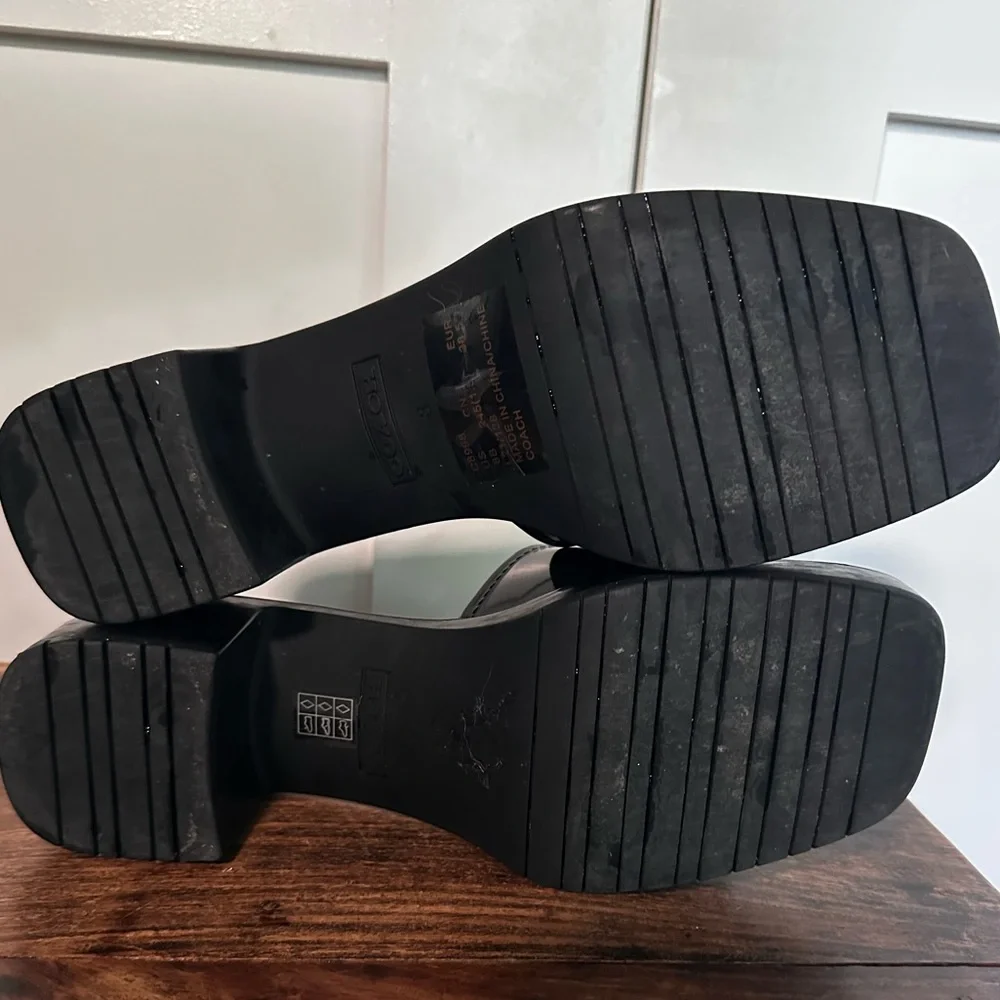 Coach Scarlett size 8 gloss black rubber block heel logo slides. - Picture 9 of 11